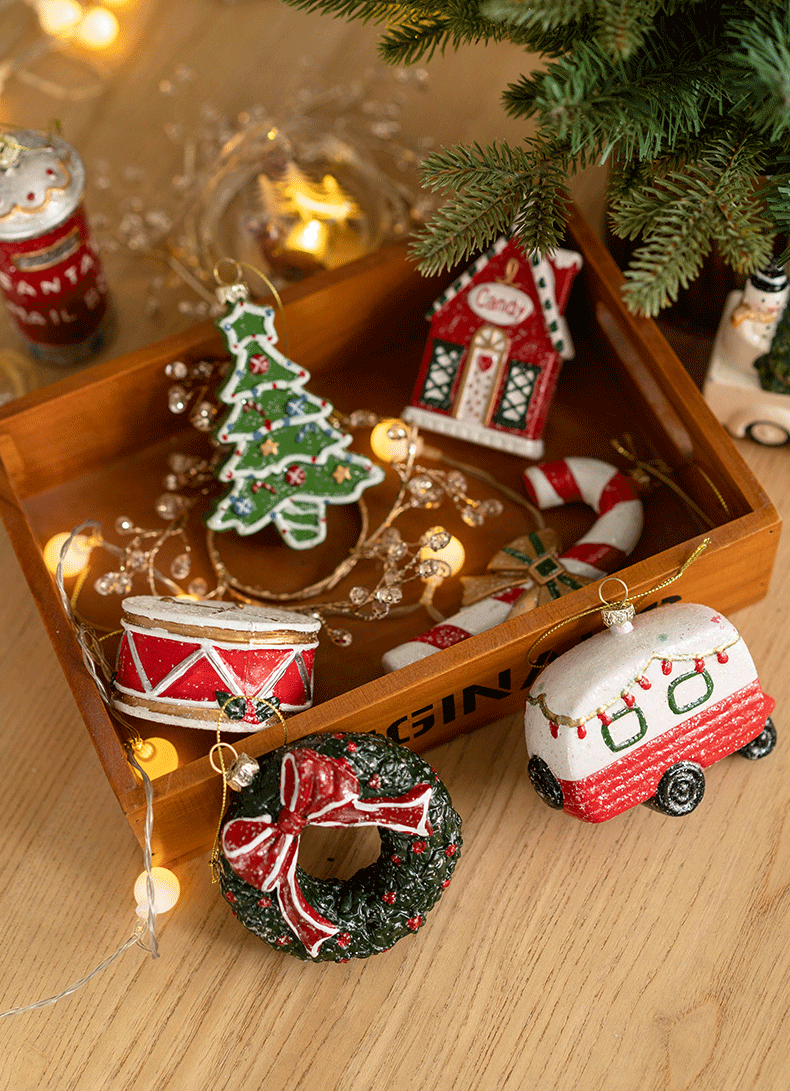 Creative and Unique Christmas Tree Ornaments